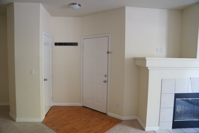 Building Photo - 15300 112th Ave NE