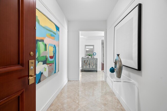 Building Photo - 1111 23rd St NW
