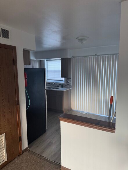 Kitchen view from living room - 1521 Berg Dr