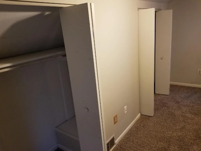 Building Photo - 230 Bergen St