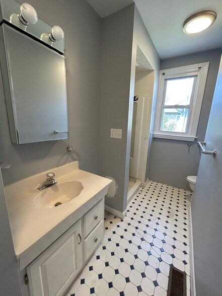 Bathroom - 111 Brookline Blvd