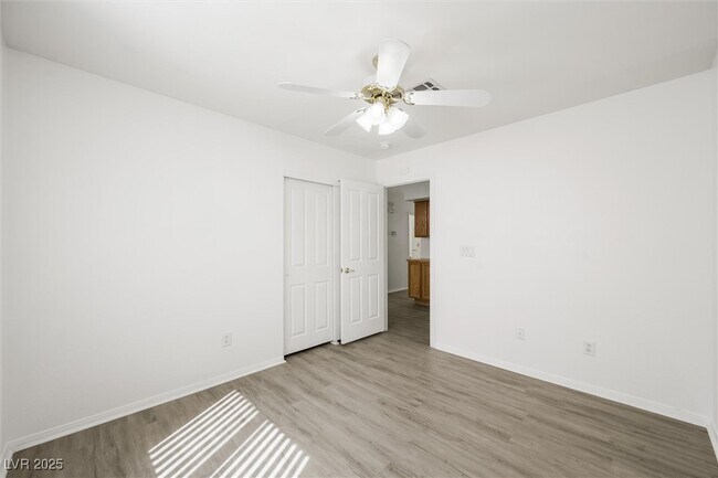 Building Photo - 3641 Yorba Linda Dr
