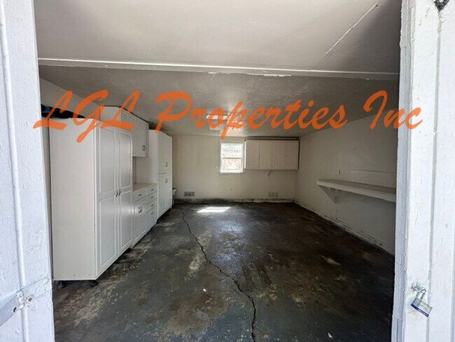 Building Photo - 2787 19th St