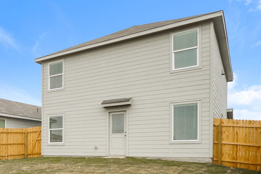 Building Photo - 11528 Chestnut Barr Dr