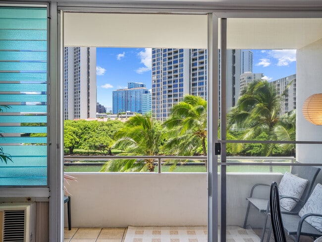 Building Photo - 1676 Ala Moana Blvd