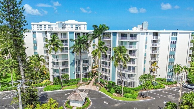 Building Photo - 1300 Gulf Shore Blvd N