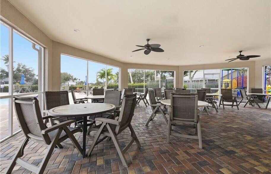 Building Photo - 8167 Ibis Cove Cir