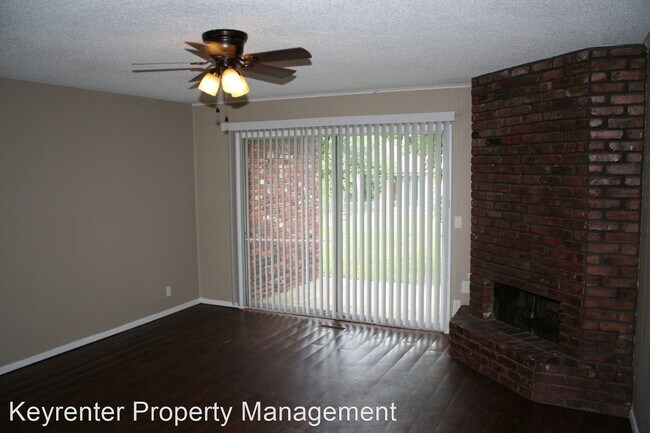 Building Photo - 3 br, 2 bath House - 9915 E 22nd Pl