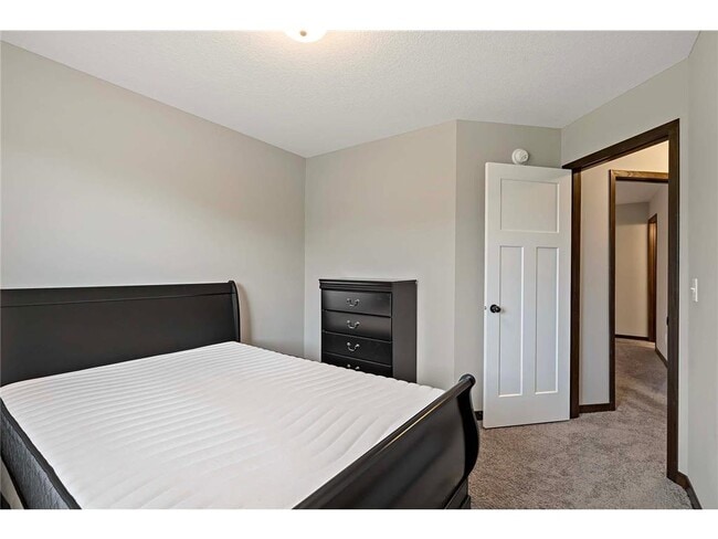 Building Photo - 7713 Lambert Cir NE