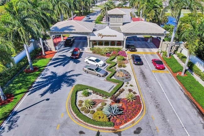 Building Photo - 1601 Abaco Dr