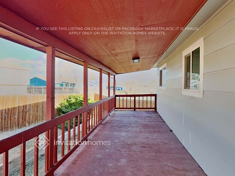 Building Photo - 9764 Columbine Ct