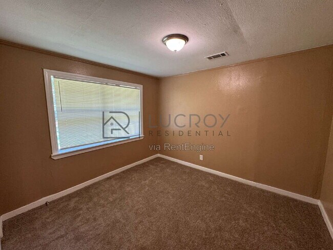 Building Photo - 1335 Morson Rd