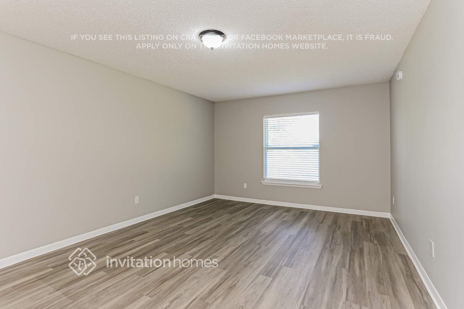 Building Photo - 10351 Lancashire Dr S