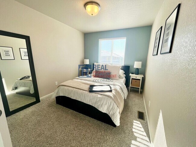 Building Photo - 9274 Tungsten Hts