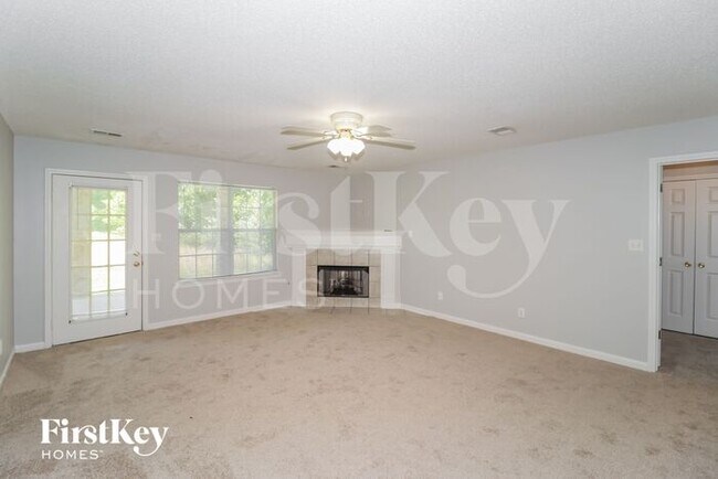 Building Photo - 1225 Harpeth Dr