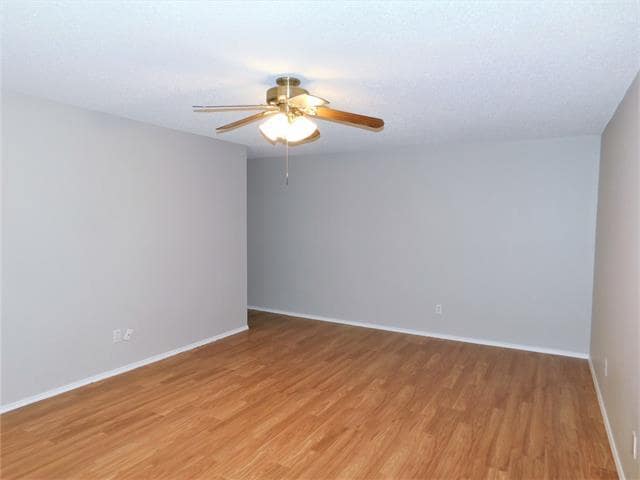 Building Photo - 1404 Wenatchee Dr