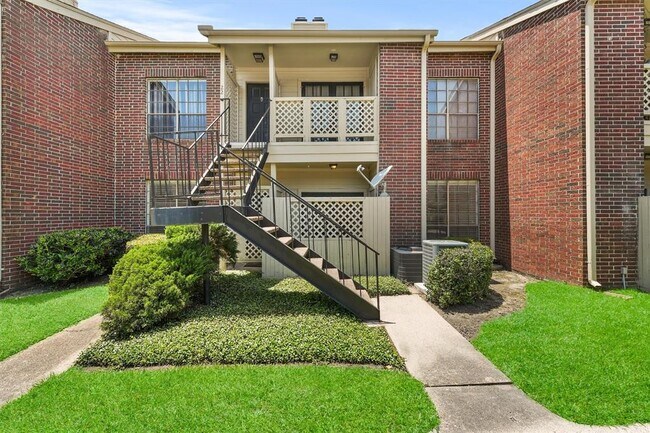 Primary Photo - 8055 Cambridge St