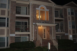 Building Photo - 3400 Tulleys Pointe Ct