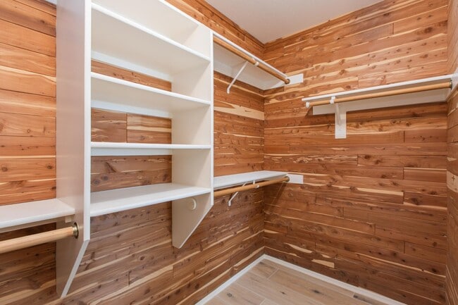 Building Photo - 23554 N 73rd Pl