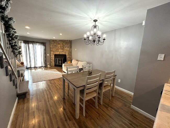 Building Photo - Quite 3 bed 2 bath home in 80916!!!