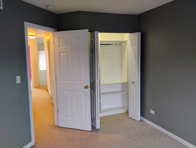 Building Photo - 1166 Georgetown Way