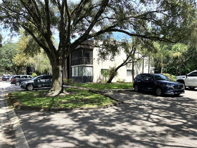 Building Photo - 11703 Raintree Village Blvd