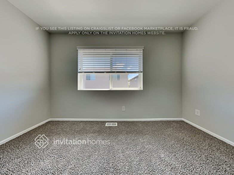 Building Photo - 3139 Vista Verde Ln SW