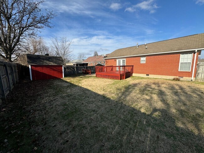 Building Photo - Ranch style 3 Bedroom and 2 Full Baths Home