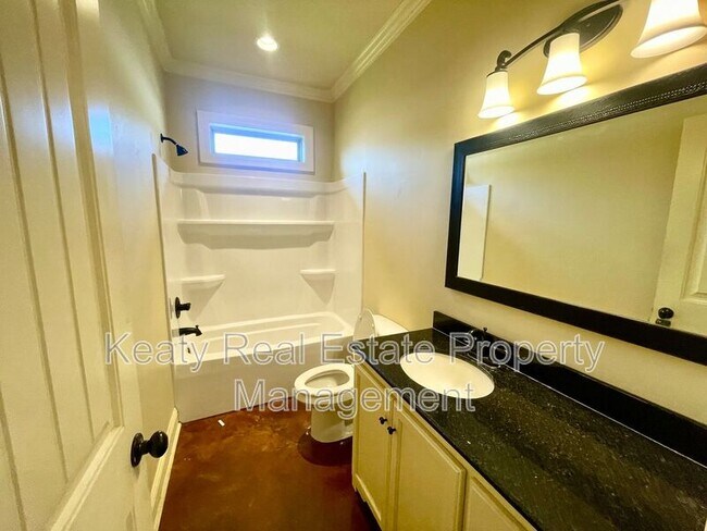 Building Photo - 115 Barataria Dr
