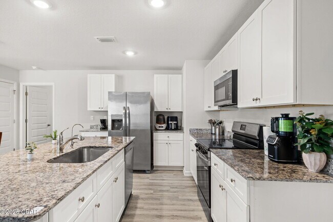 Building Photo - 5072 Windrow Way