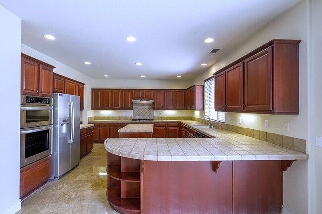 Building Photo - 26400 Castle Ln