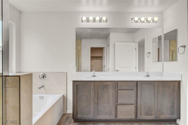 Building Photo - 8929 Pebble Sand St