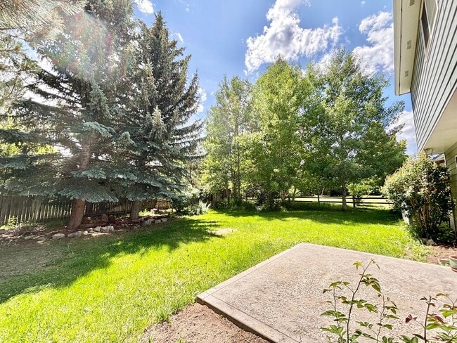 Building Photo - Great 4 bedroom home close to MSU & the ho...