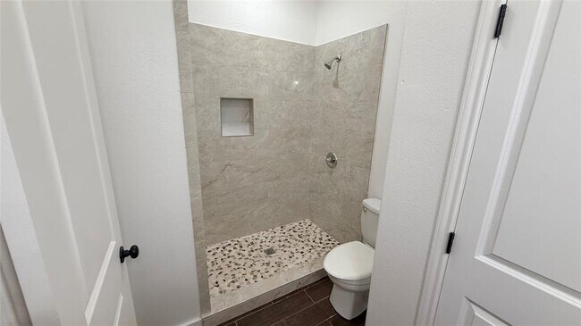 Building Photo - 5673 Solana Ranch Rd