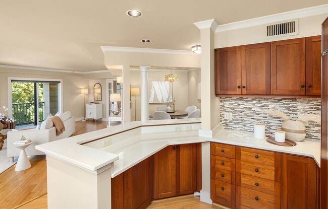 Building Photo - Luxury Penthouse with 600+ Sqft Terrace & ...