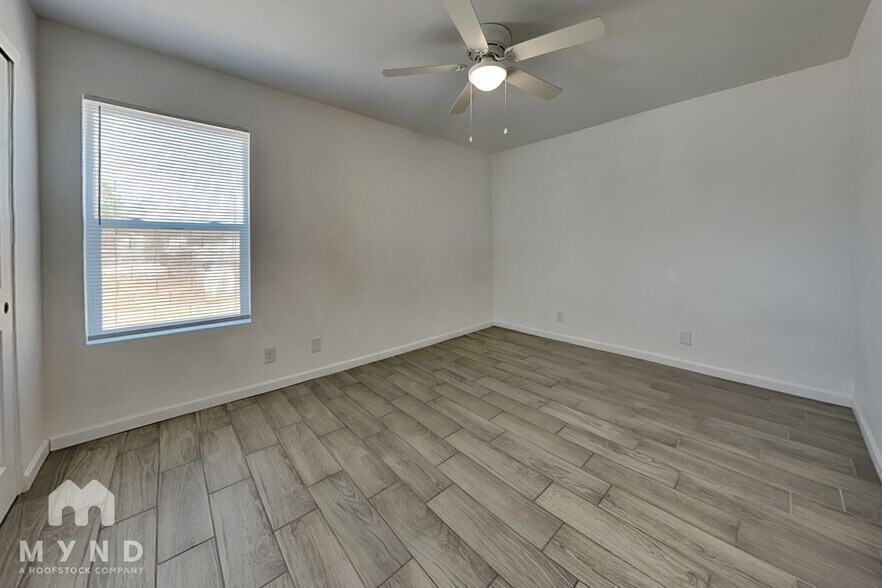Building Photo - 6657 W Ocotillo Rd