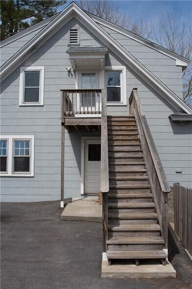 Building Photo - 457 Carolina Back Rd