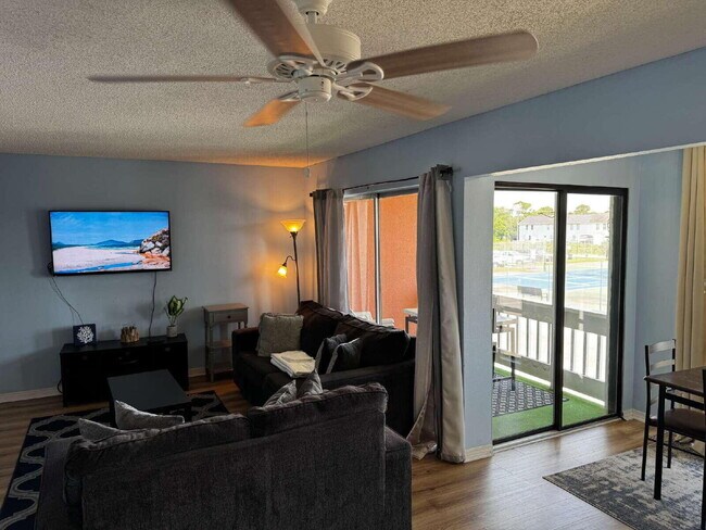 Building Photo - 4000 Gulf Terrace Dr