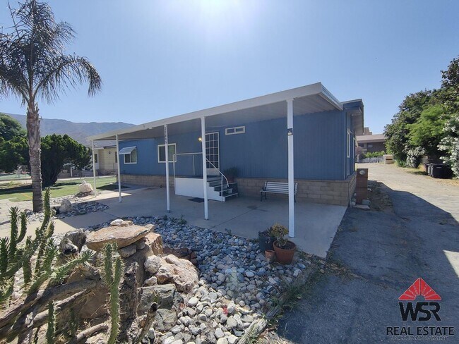 Building Photo - 3 Bedroom Home on a 1/2 acre lot.