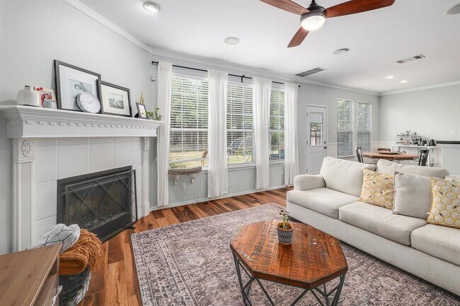 Building Photo - 1305 Horseshoe Ranch Dr