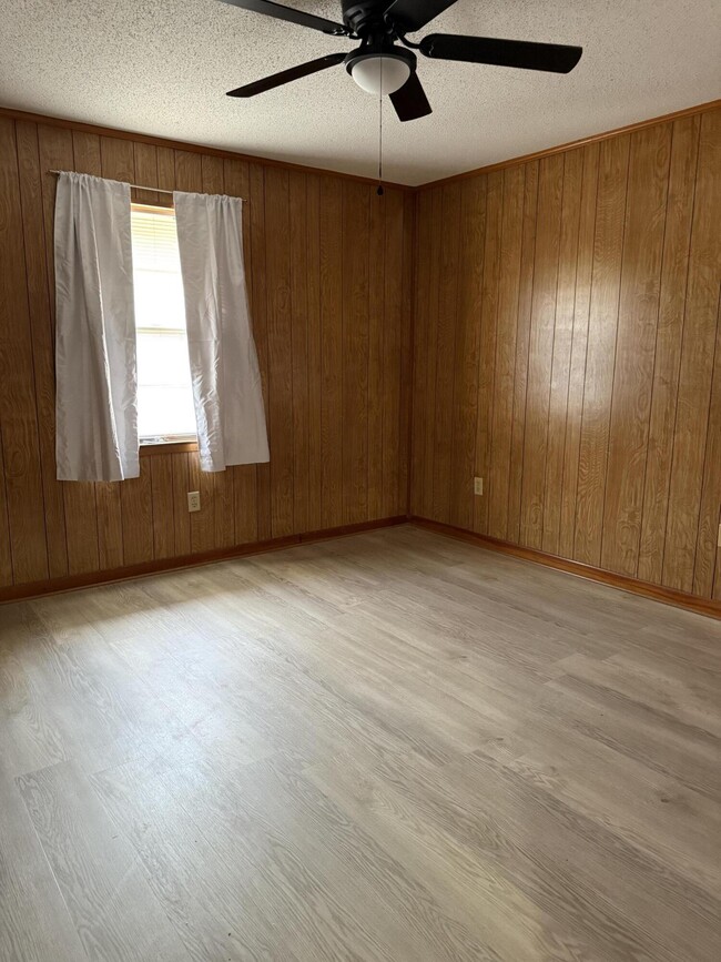 Building Photo - 5326 Olin Merritt St