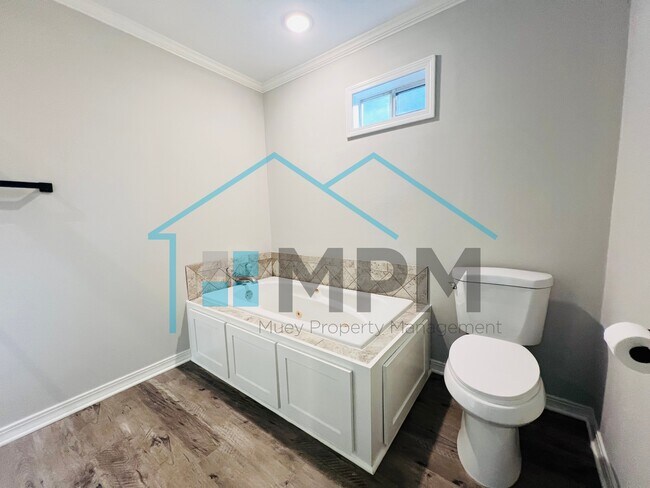 Building Photo - 212 LA-144