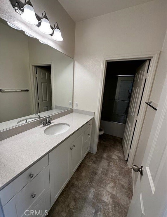 Building Photo - 5567 Seville Dr