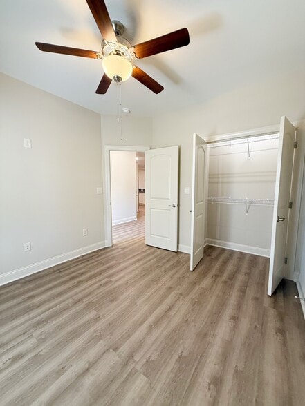 Building Photo - 128 Hallandale Ln