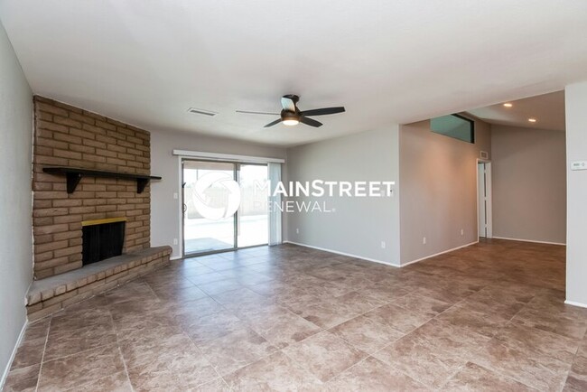 Building Photo - 10213 N 51st Dr