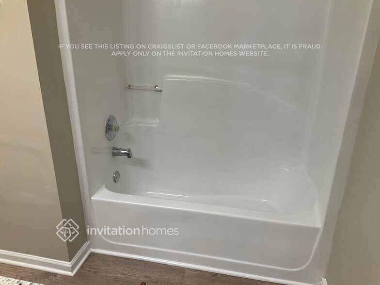 Building Photo - 4444 Michael Jay St