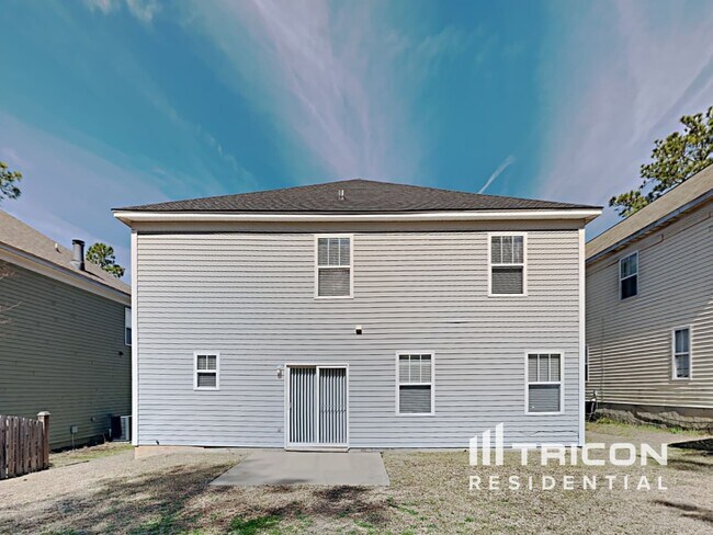 Building Photo - 240 Bassett Loop