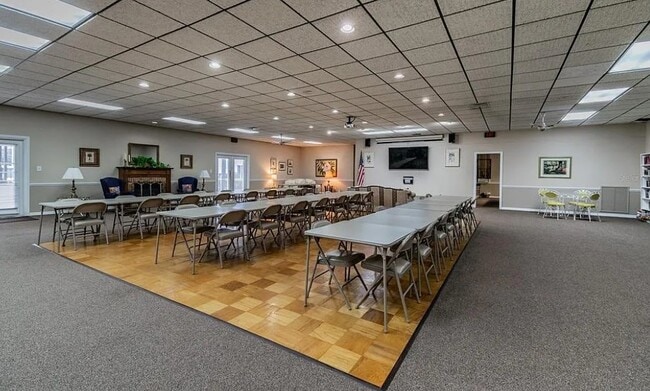 Building Photo - 1235 S Highland Ave