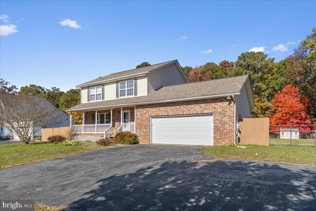 Building Photo - 710 Miriam Ln