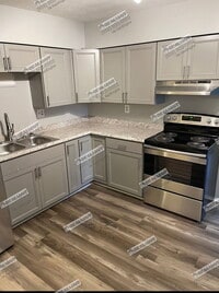 Building Photo - 2234 Hanser Dr